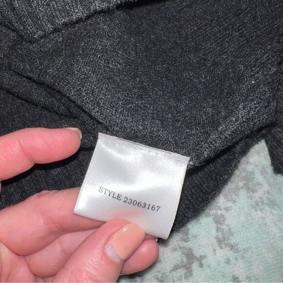 Tory Burch cashmere sweater - Picture 8 of 9